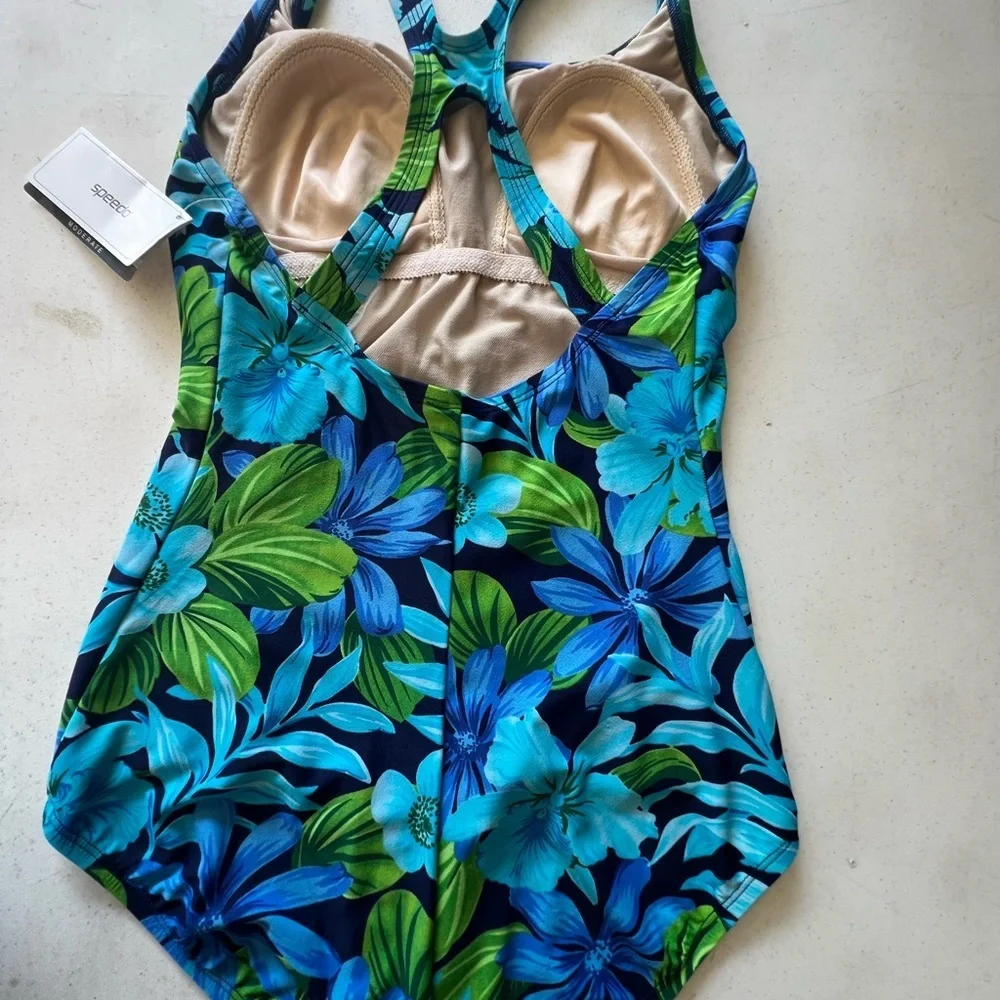 SPEEDO WOMAN’S SIZE 12 BLUE & GREEN FLORAL ONE-PIECE SWIMSUIT.  NWT  NOT PADDED